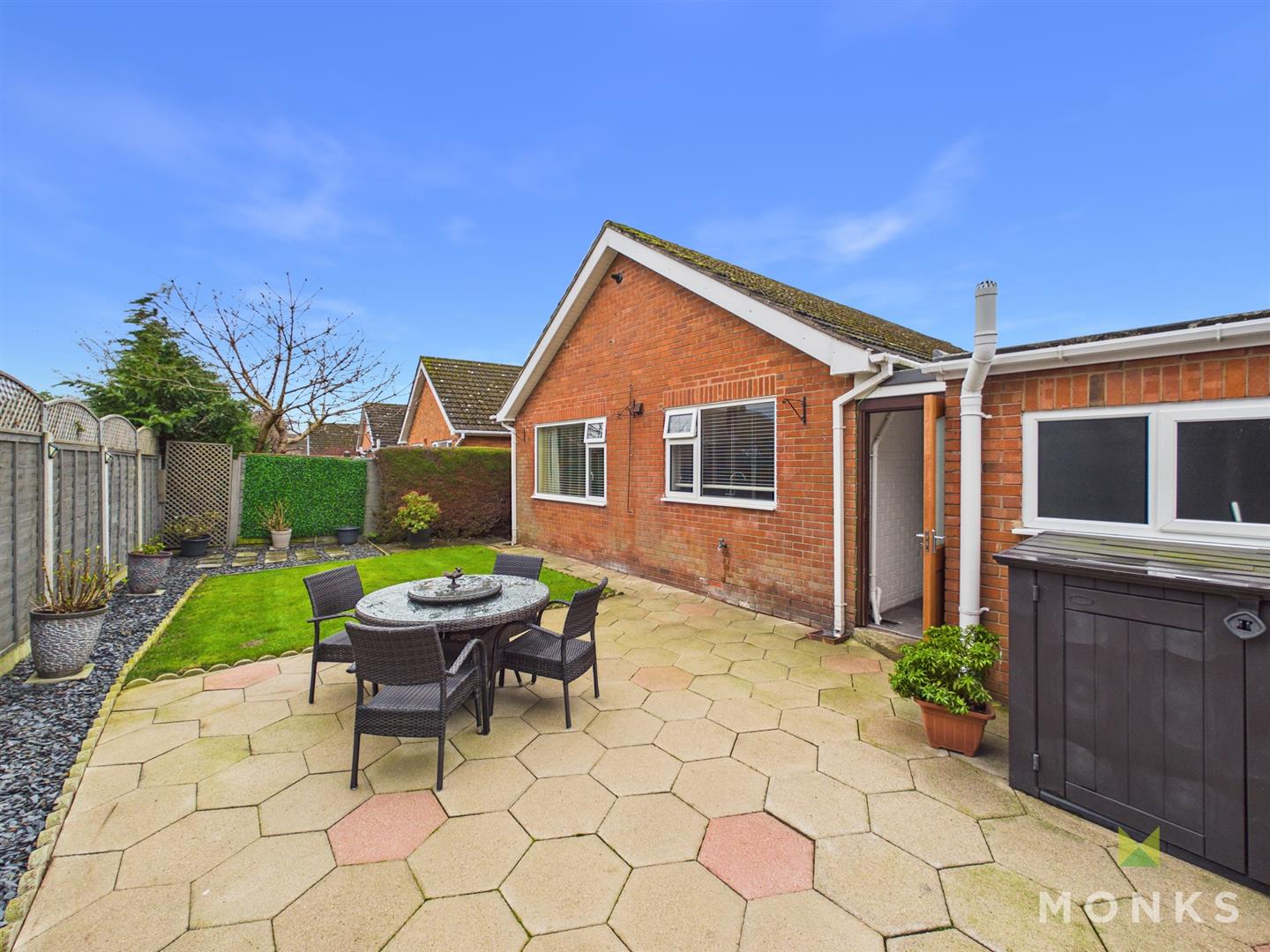 14 Trehowell Avenue, Chirk Bank, LL14 5EL For Sale